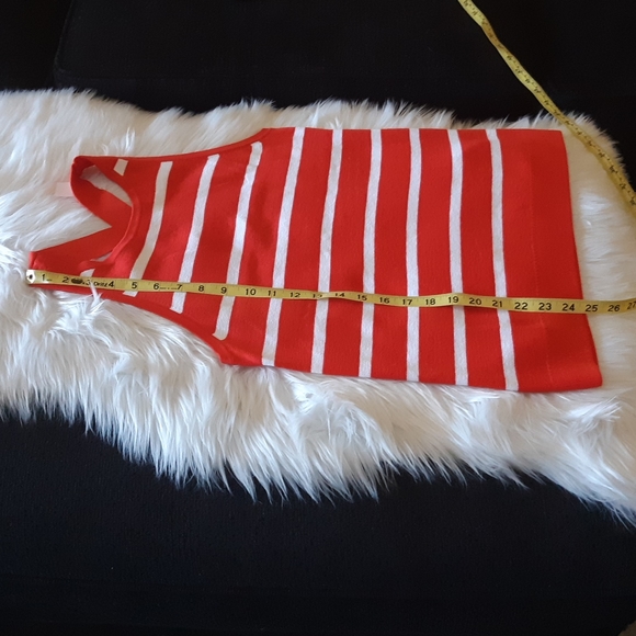 NEW Banana Republic Sweater Sleeveless Top with Crisscross Back in Size Small - Picture 9 of 11